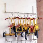 Accroche trottinettes mural