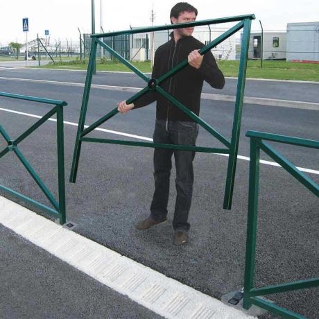 Système d'amovibilité pour barrières Système d'amovibilité pour barrières