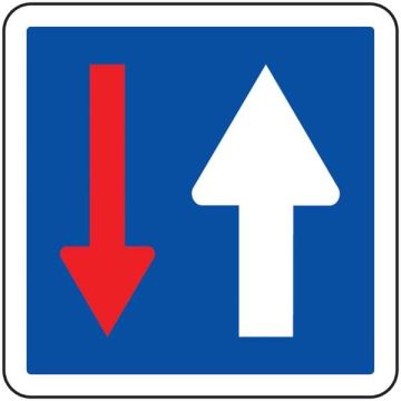 Panneau C18 : Indication sens des priorités