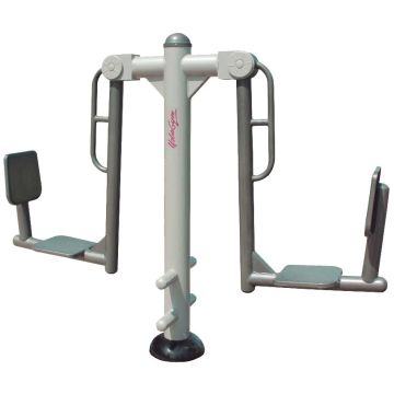 Appareil fitness extérieur - Etirement des jambes
